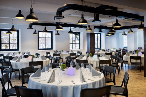 TOHI_Distillery_Linda_saal