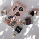 Neli minipudelit Tohi džinniga kinkekarbis